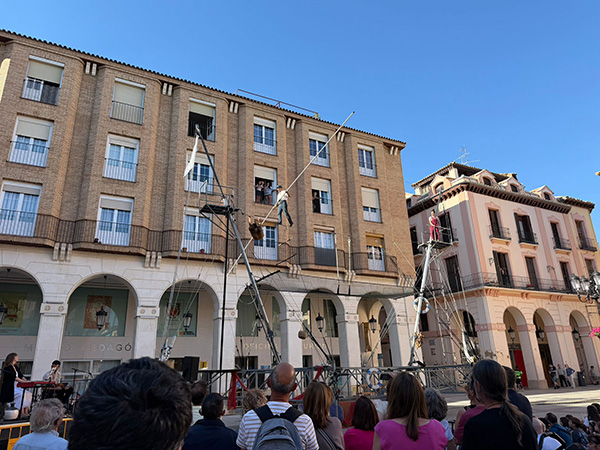 Imagen El SPIN Festival 2026 arranca en Huesca llenando la Plaza López Allué de...