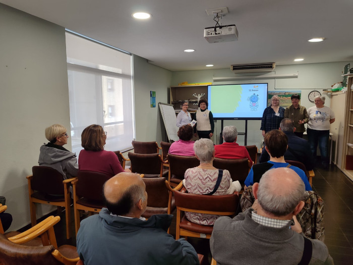 Imagen “60 y más” impulsa la promoción social con la difusión del tríptico ‘72...