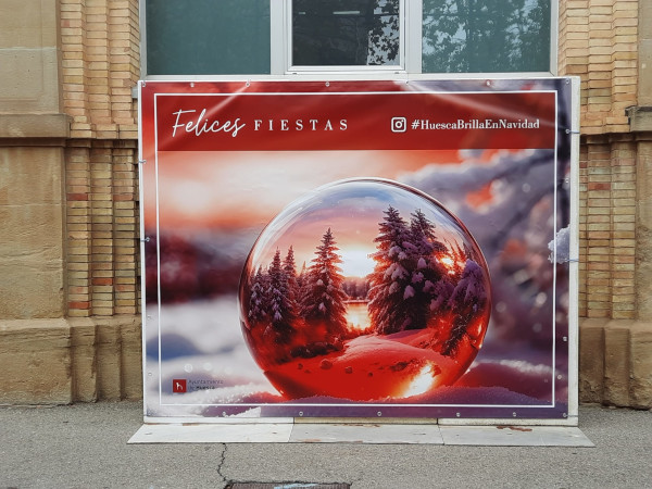 El Ayuntamiento de Huesca pone en marcha el sorteo #HuescaBrillaEnNavidad de Instagram