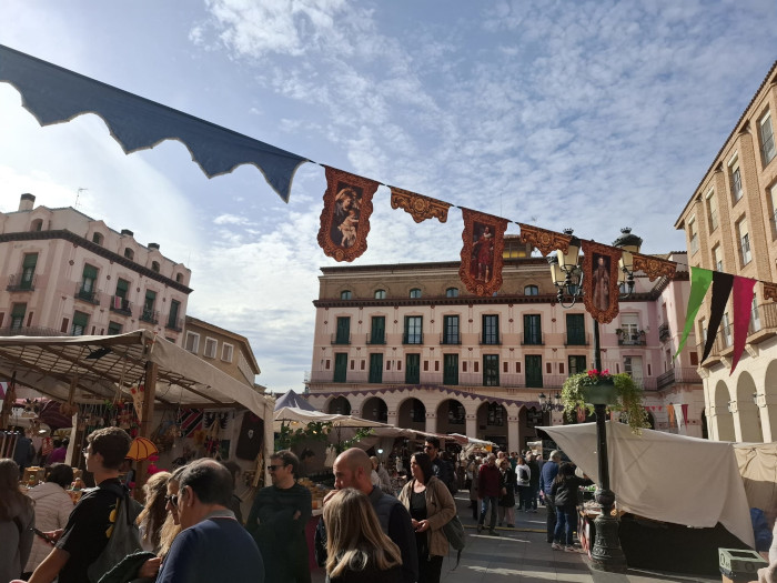 Imagen Huesca volverá a viajar al Renacimiento con su Mercado Renacentista del...