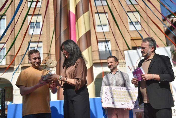 Isidro Tolosana, de pastelería Tolosana, gana el I Concurso a la Mejor Palmera de Mantequilla de España