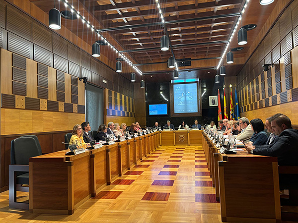 Los grupos municipales presentan sus propuestas de resolución durante el Debate sobre el Estado de la Ciudad