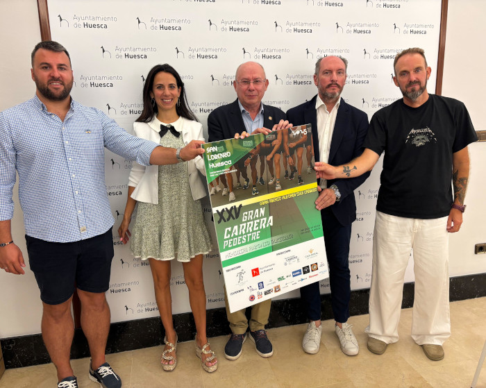 Imagen La Gran Carrera Pedestre celebra su XXV aniversario con 28 atletas en...