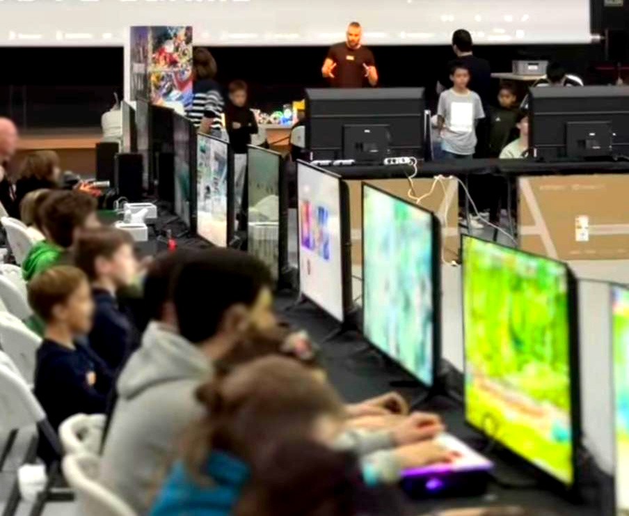 El evento gamer del Spin Festival abre mañana sus puertas en el Palacio de Congresos con simuladores, consolas, realidad virtual y un torneo de Brawl Stars