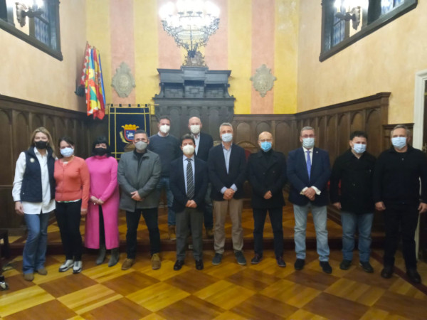 El Ayuntamiento de Huesca reconoce el trabajo de la Real Federación Española de Béisbol y Sófbol