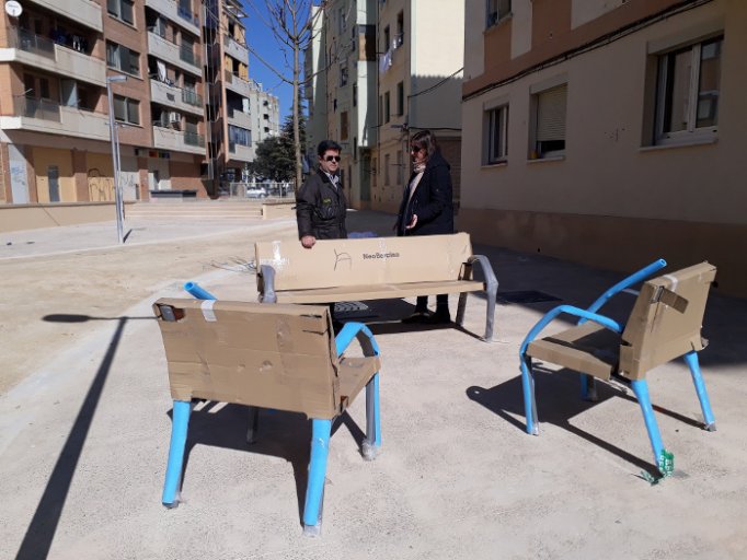 Nuevo mobiliario manzana calles Gibraltar, Maestro Rovira, Aragón y Zacarías Martínez.