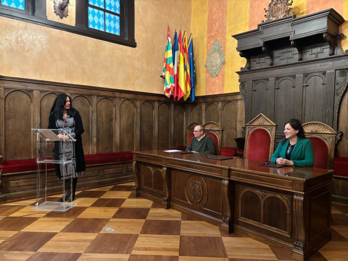 Recepción a la nueva secretaria del Ayuntamiento de Huesca, Mónica Miriam Laborda Farrán Recepción a la nueva secretaria del Ayuntamiento de Huesca, Mónica Miriam Laborda Farrán