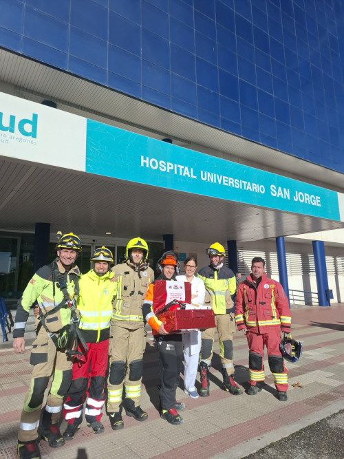 Bomberos visitan hospital san jorge 