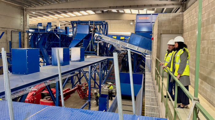 visita a la planta de envases ghrusa